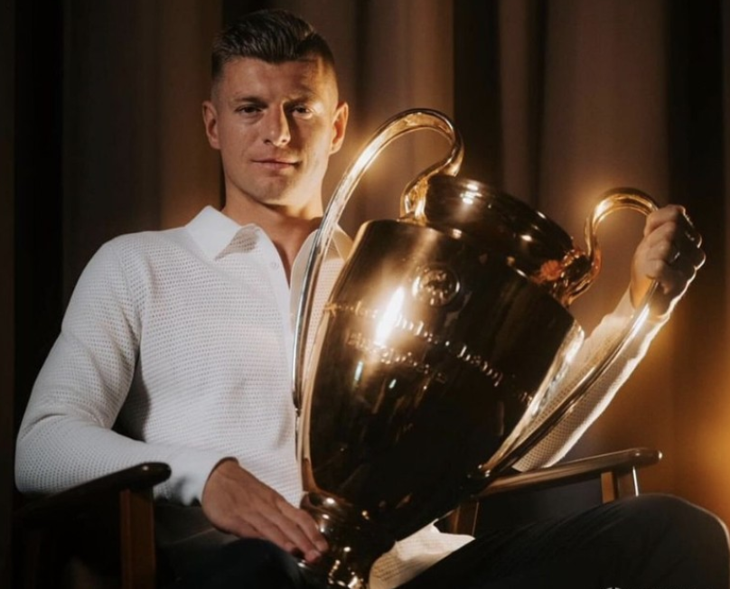 就展现出极 就展现出极