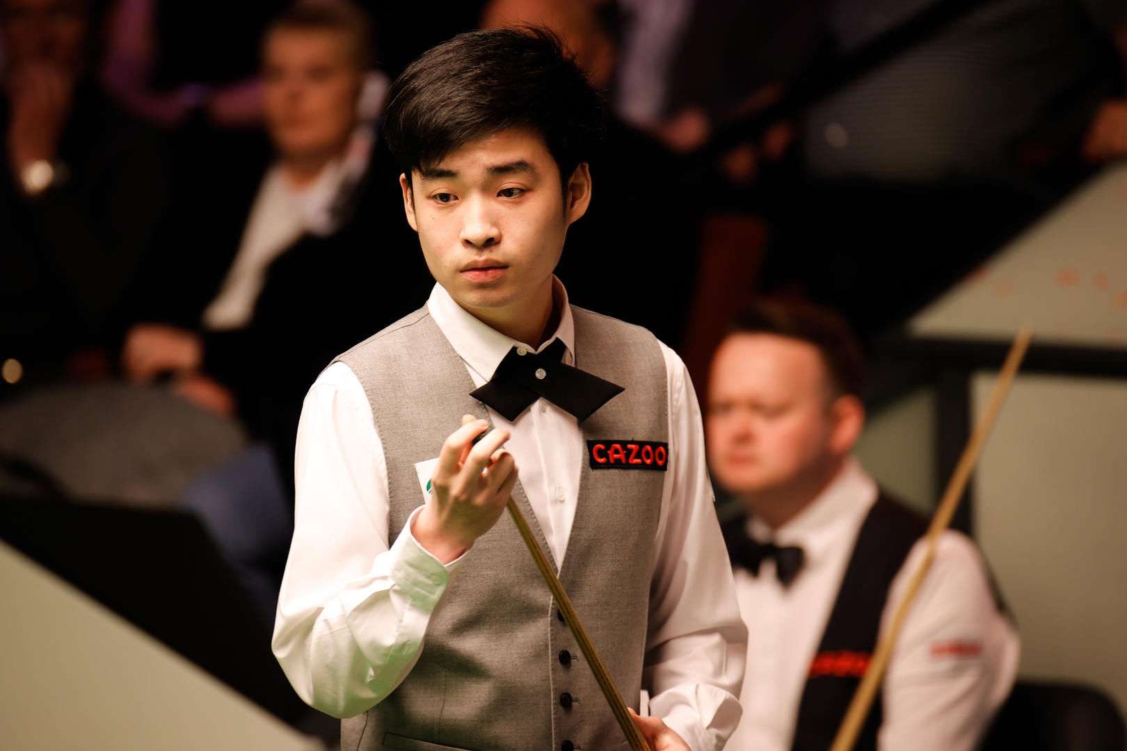 的激烈竞争 的激烈竞争