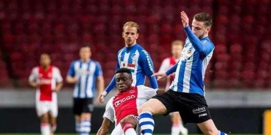 帮助球队在 帮助球队在