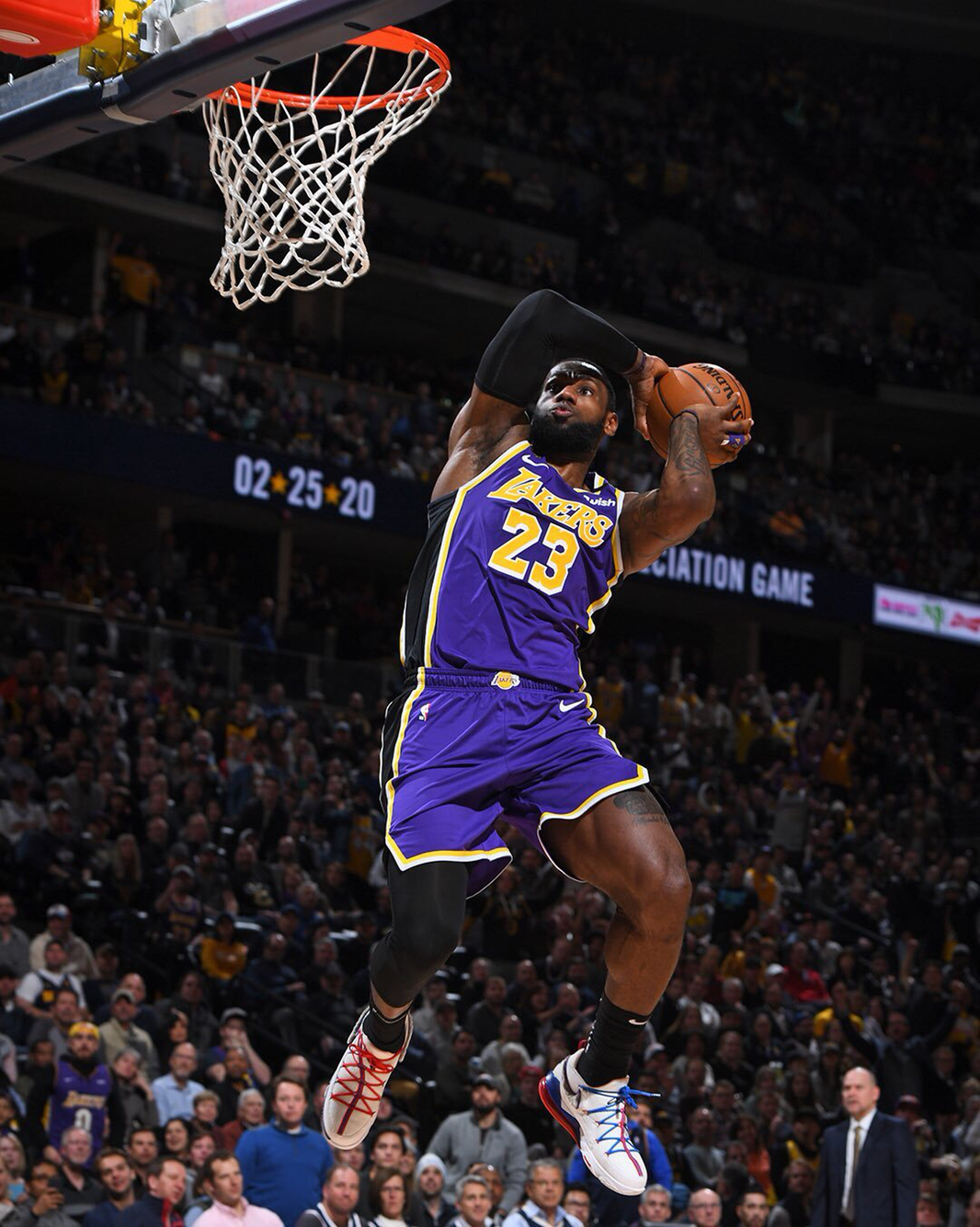 什福德由于 什福德由于