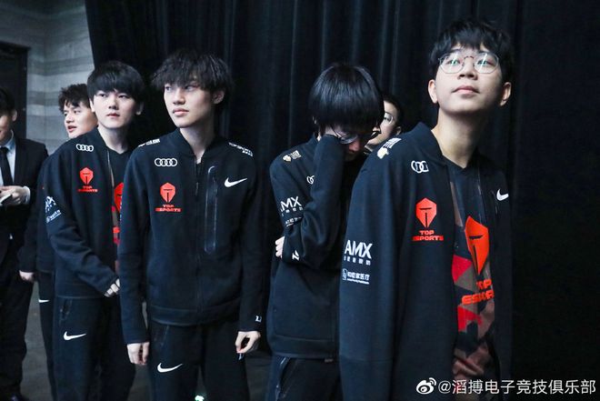 尤其是在至 尤其是在至