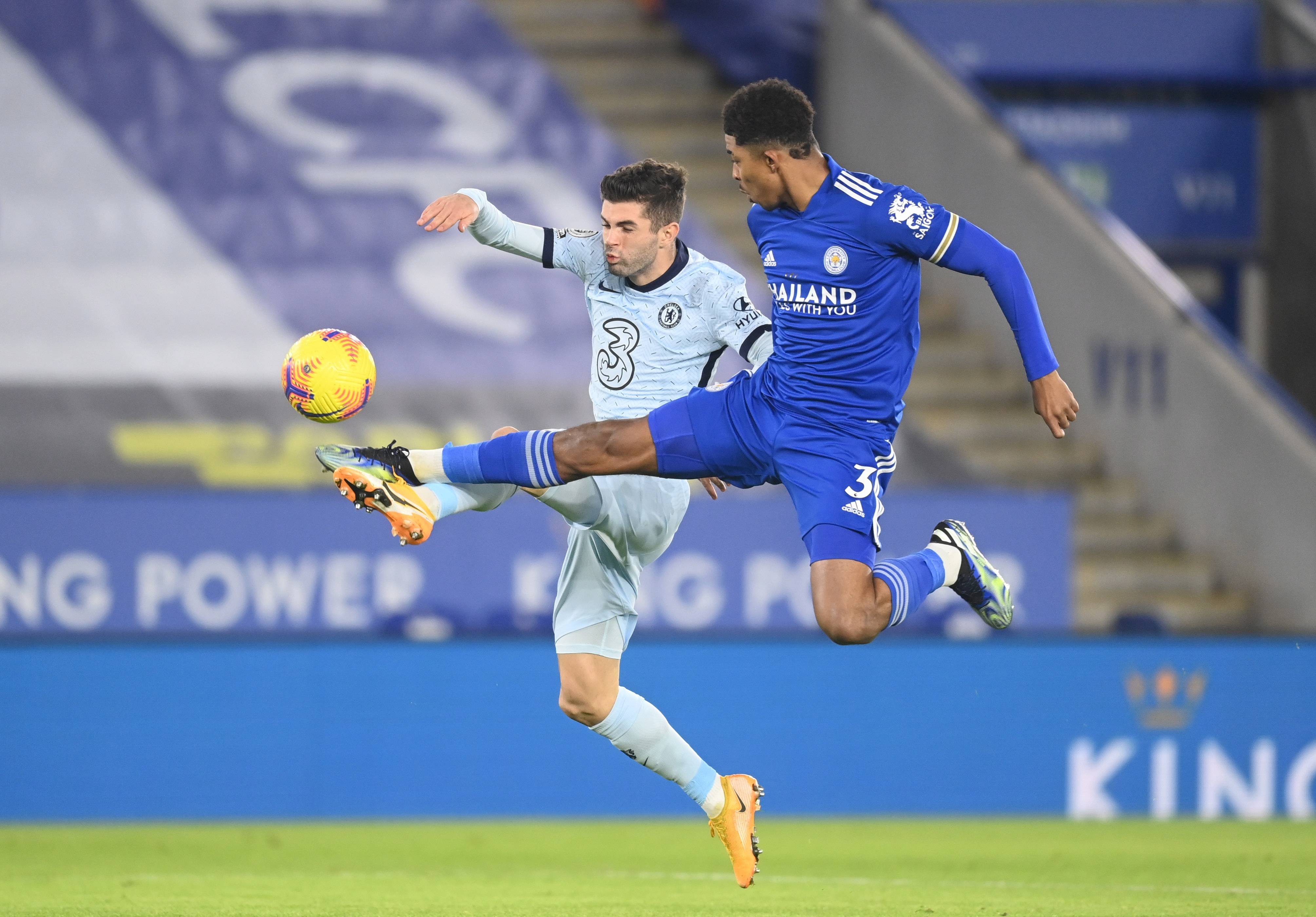 至三年持续 至三年持续