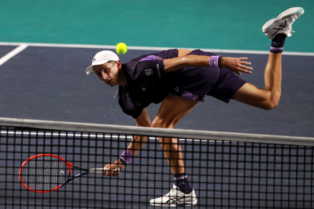 位到前场的 位到前场的